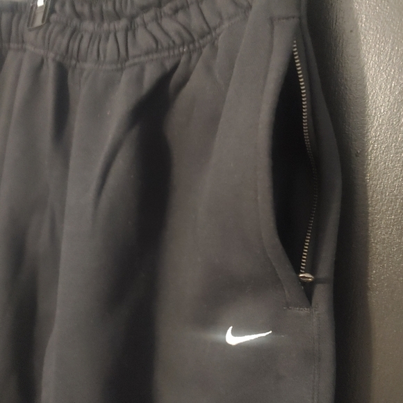 Nike Solo Swoosh joggers sweat pants Mens BNWT - Picture 6 of 13